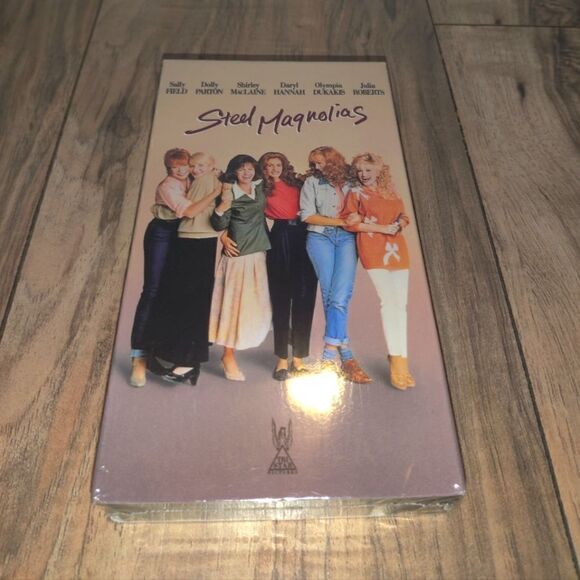 Steel Magnolias VHS 1990 Julia Roberts Sally Field Dolly Parton NEW SEALED. - Picture 1 of 5